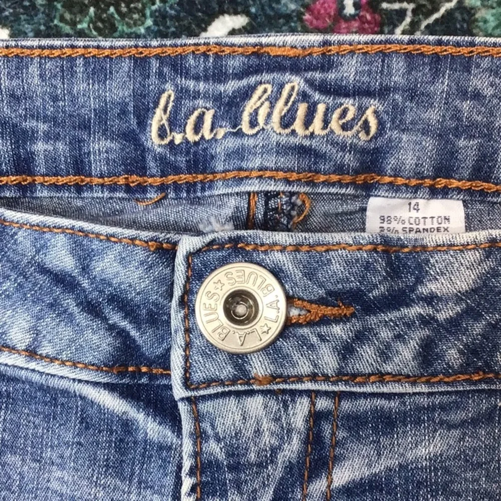 VTG 🐎 L.A. Blues ‘Gaucho Stretch’ Distressed Embroidered Jeans Sz.14 - Picture 2 of 16